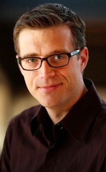 Angus MacLane